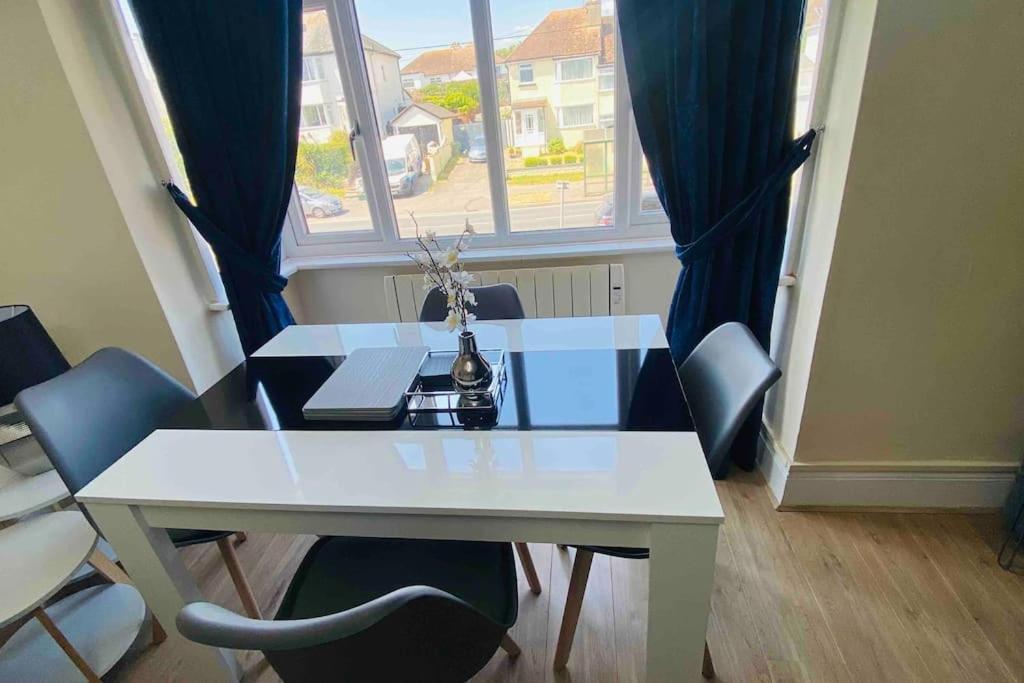 Family Marine Apartment With Sea View Dawlish Esterno foto