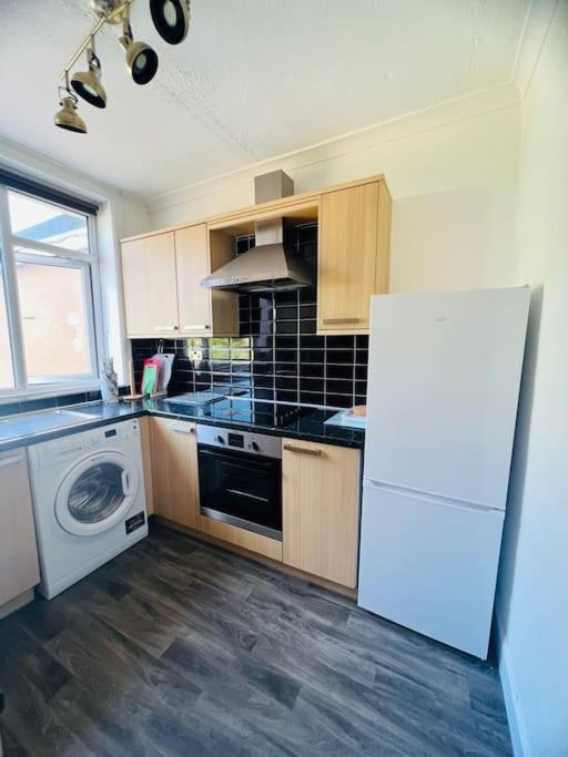 Family Marine Apartment With Sea View Dawlish Esterno foto