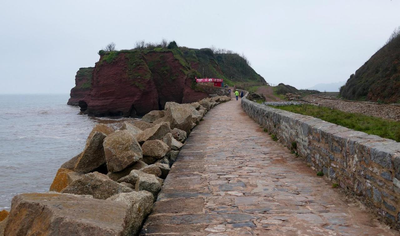 Family Marine Apartment With Sea View Dawlish Esterno foto